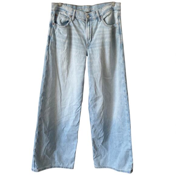 AMERICAN EAGLE Light Blue Wash Strigid Wide Leg Baggy Jeans Size 6 Boho Trendy - Picture 2 of 5